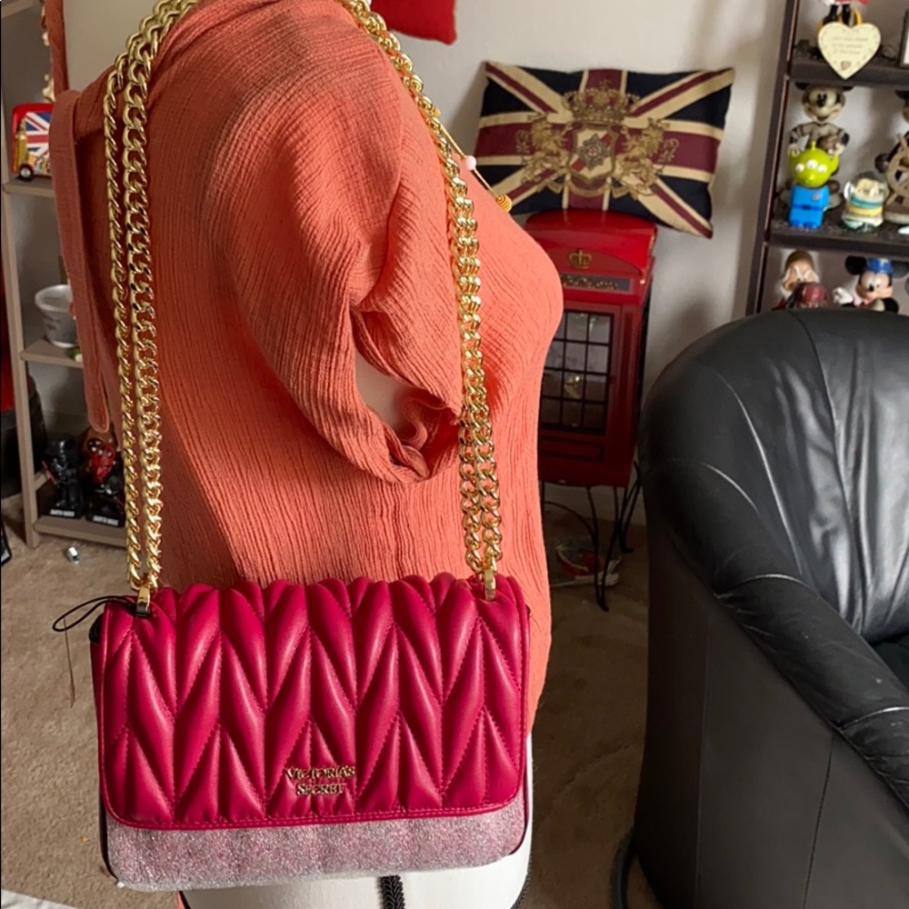 Chevron Quilt small street shoulder bag